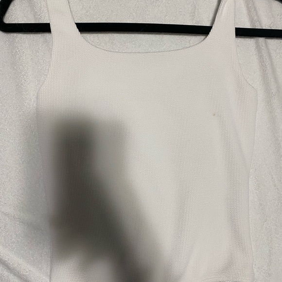 Aritzia Babaton Sleeveless Square Neck Contour Bodysuit - Picture 2 of 2